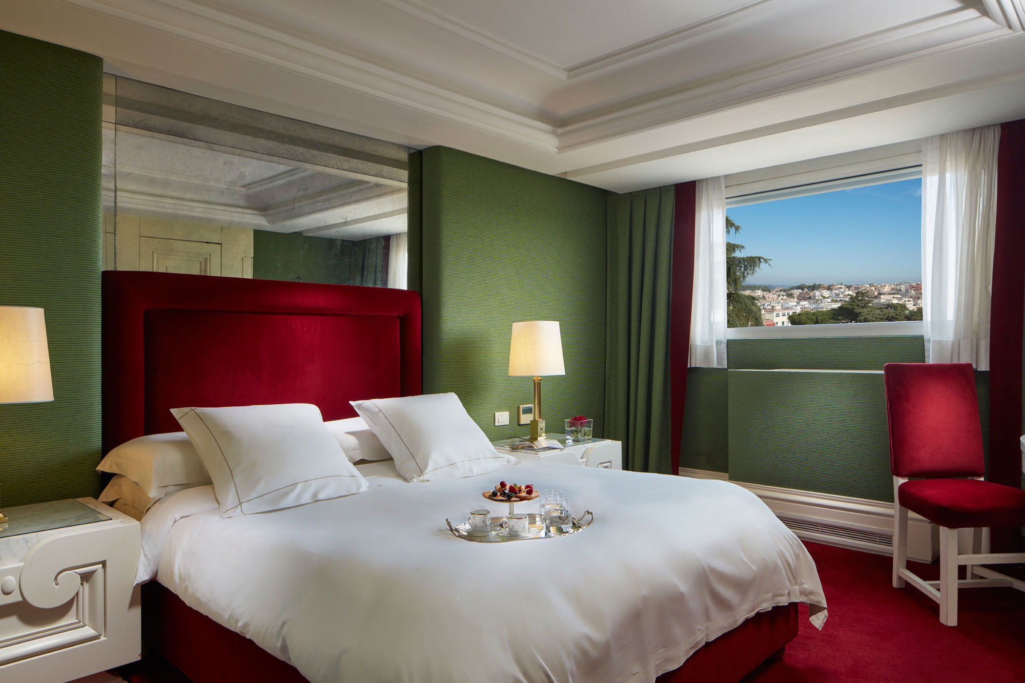 Hotel Lord Byron - Small Luxury Of The World 5*